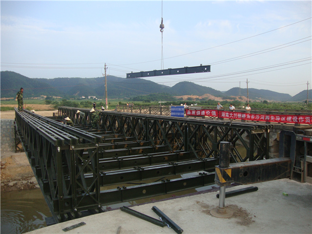 長(zhǎng)沙市河西先導(dǎo)區(qū)鋼橋及現(xiàn)澆支架平臺(tái) 長(zhǎng)沙市河西先導(dǎo)區(qū)鋼橋及現(xiàn)澆支架平臺(tái)